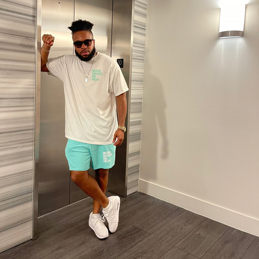 MUSIC MAKES ME HIGH *SIGNATURE T-SHIRT* WHITE/MINT