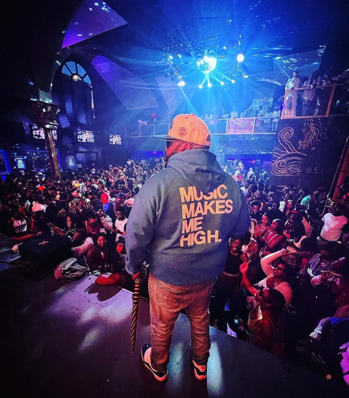 MUSIC MAKES ME HIGH *SIGNATURE HOODIE* BLUE